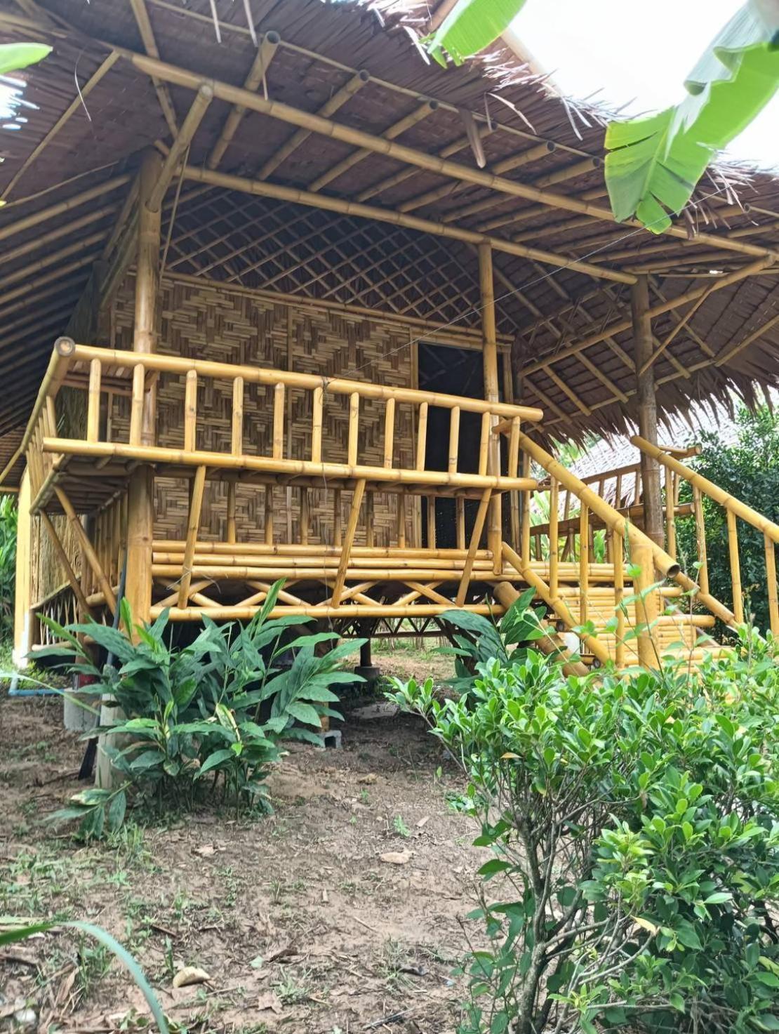 Baanchomjan Kohyaoyai Apartman Ban Nai Wat Kültér fotó